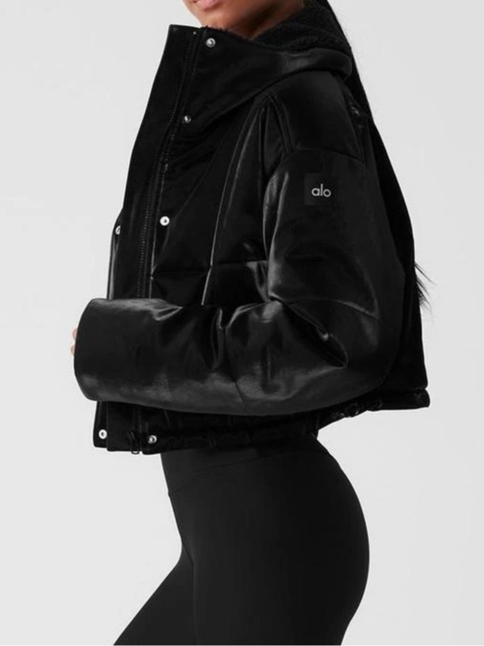 Alo Yoga Black Orion Sherpa-Lined Cropped Puffer Jacket
